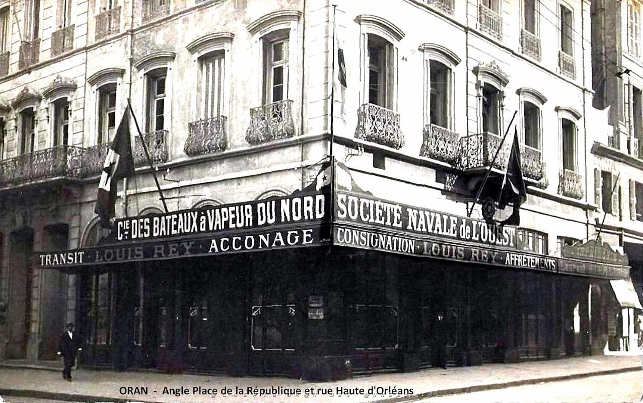 Oran -  Transit Louis Rey - Angle  1 Place de la Republique et Rue Haute d'Orleans.jpg